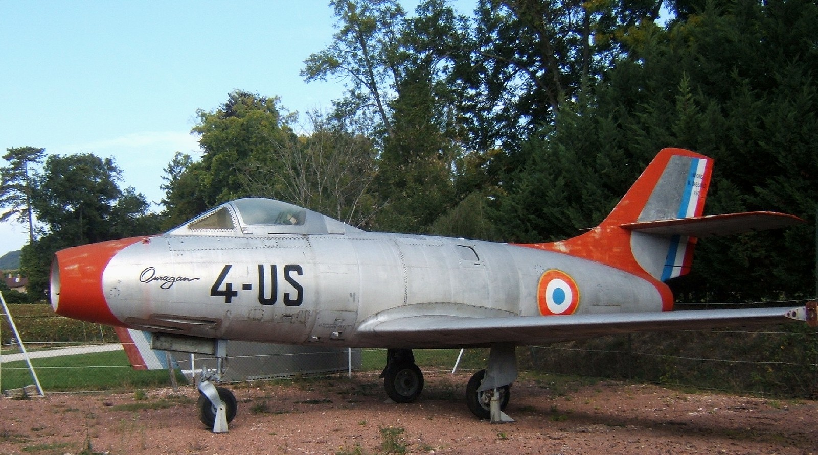 Dassault Ouragan : le premier avion à réaction français produit en série